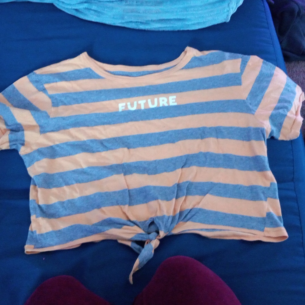Tee shirt